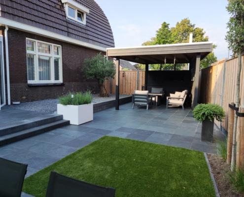 Tuinaanleg natuursteen Tuinaanleg natuursteen bestrating